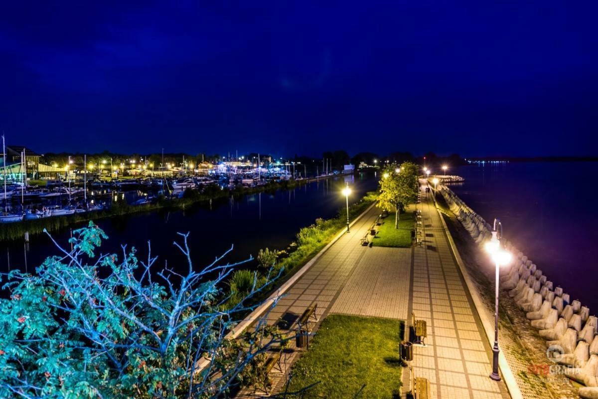 Apartament W Poblizu Jeziora Niegocin 吉日茨科 外观 照片